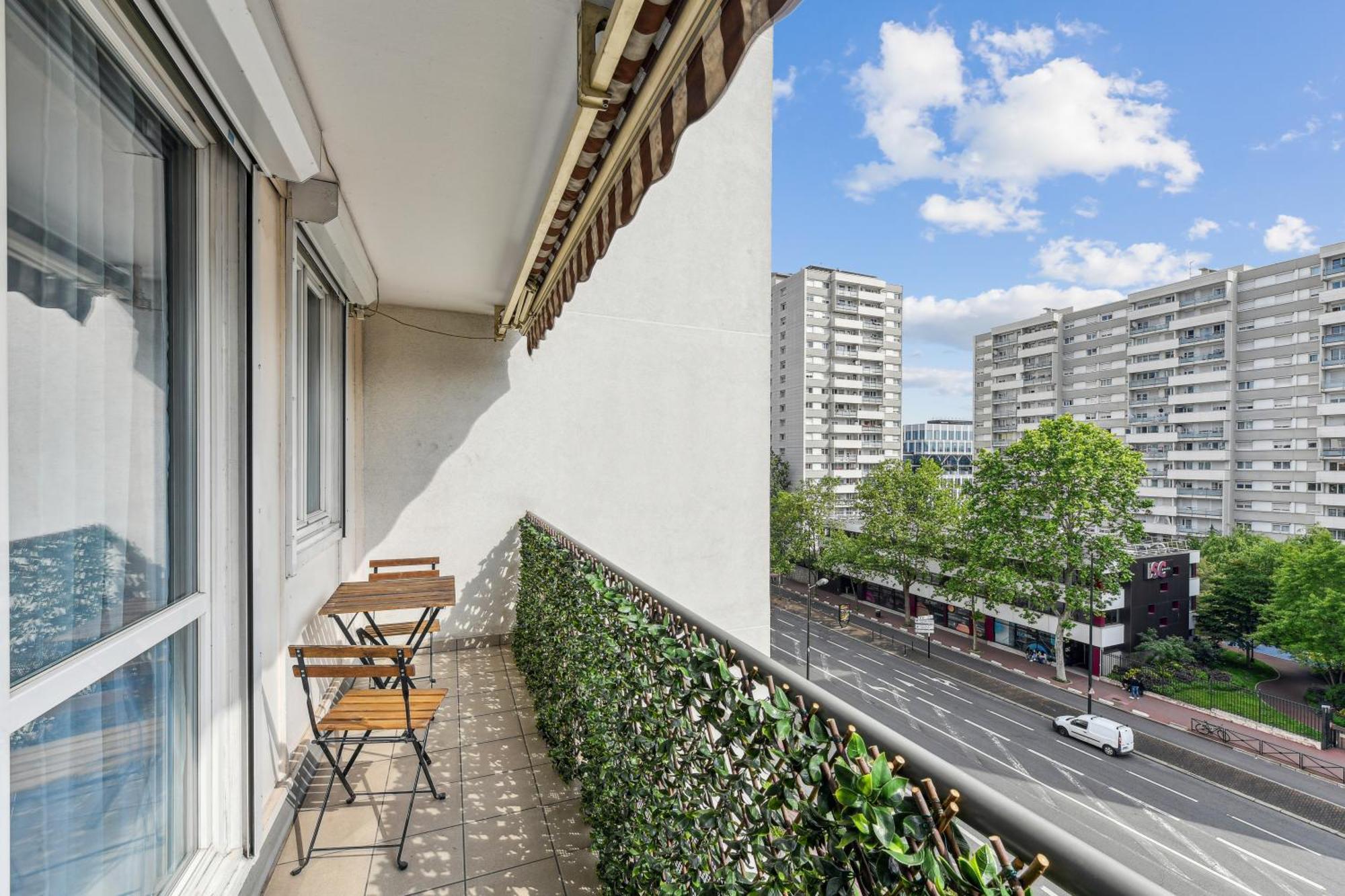 Chic And Comfortable Apart With Balcony Levallois-Perret Esterno foto