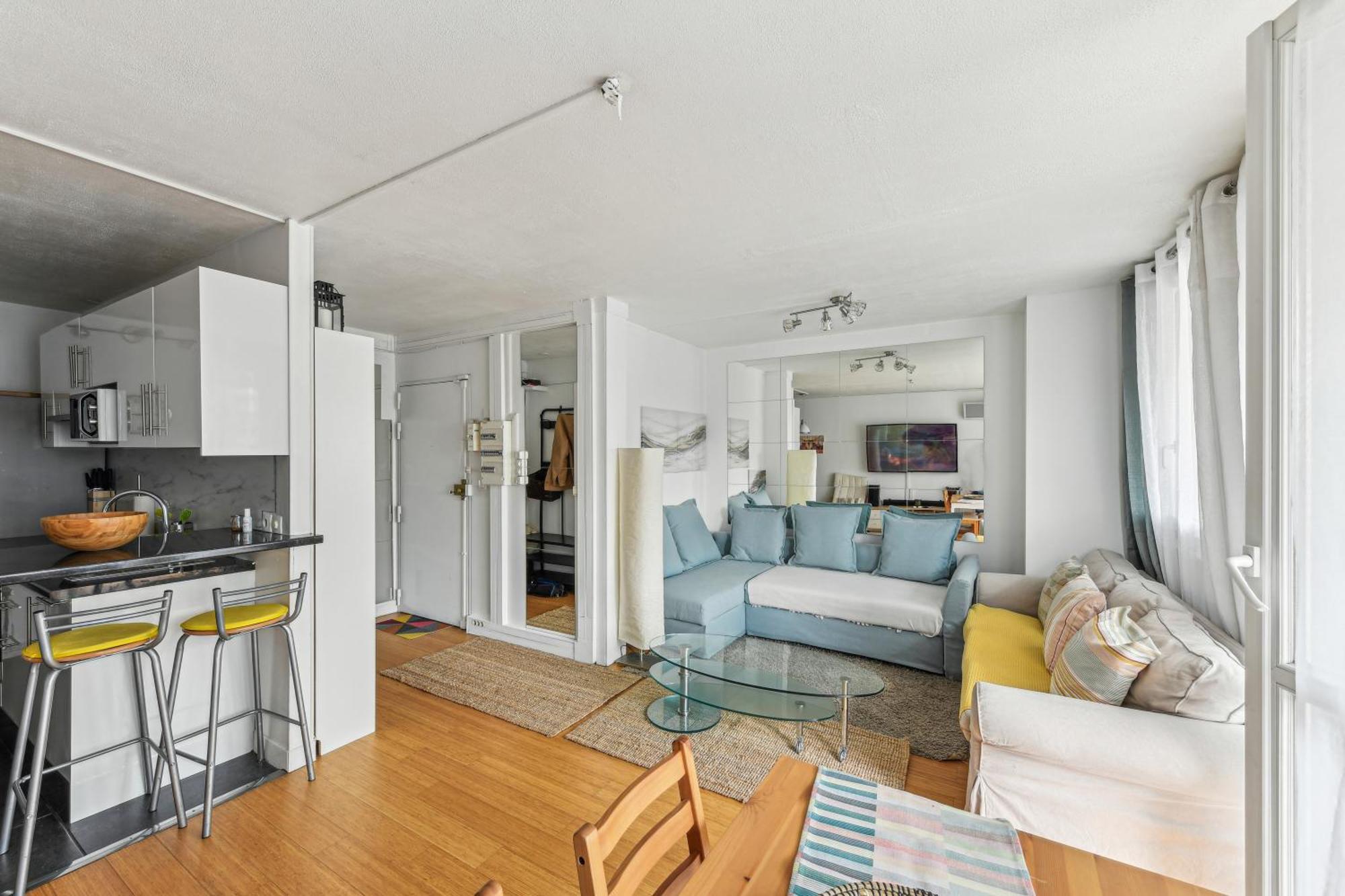Chic And Comfortable Apart With Balcony Levallois-Perret Esterno foto